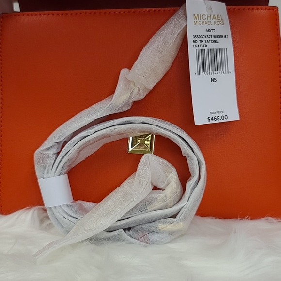 Michael Kors Mott Medium Satchel - Picture 7 of 11